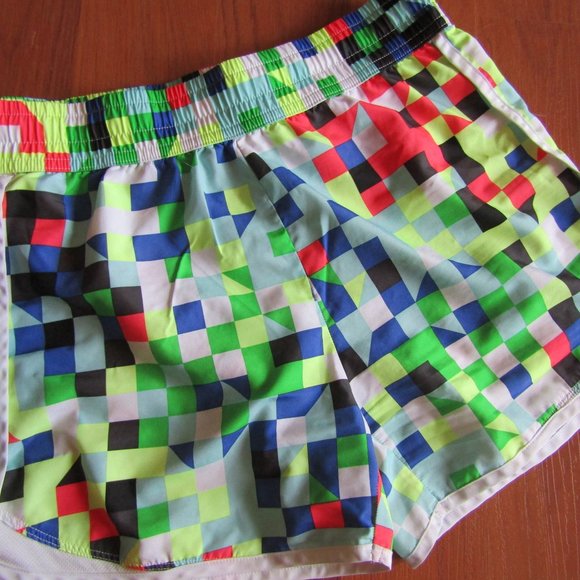 Fila Athletic/Work out/Running Shorts - Picture 2 of 5